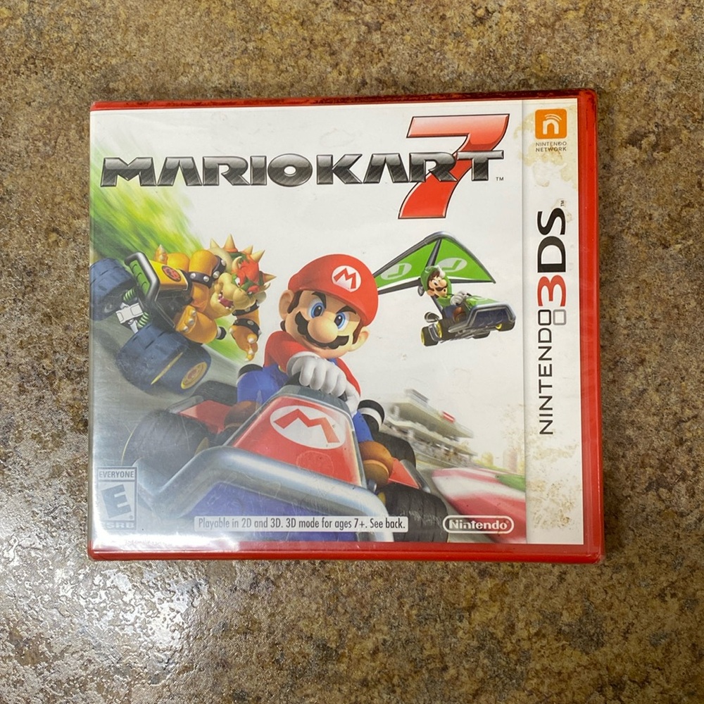 New Nintendo 3DS Mario Kart 7 game